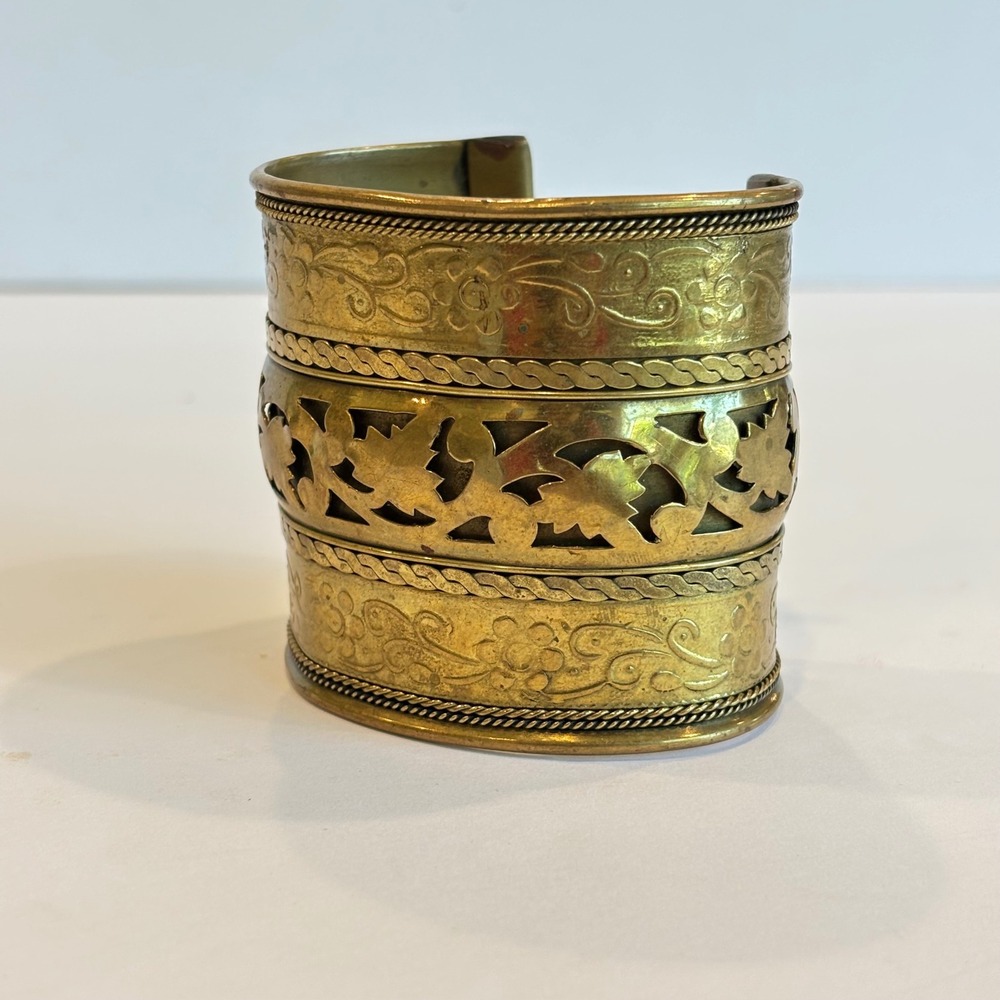 Vintage Brass Cuff Bracelet Wide Ornate Floral Cutout Filigree Bangle Gold Tone